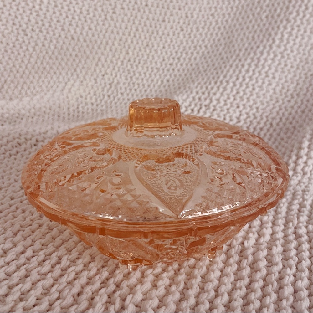 pink peach depression dish w lid